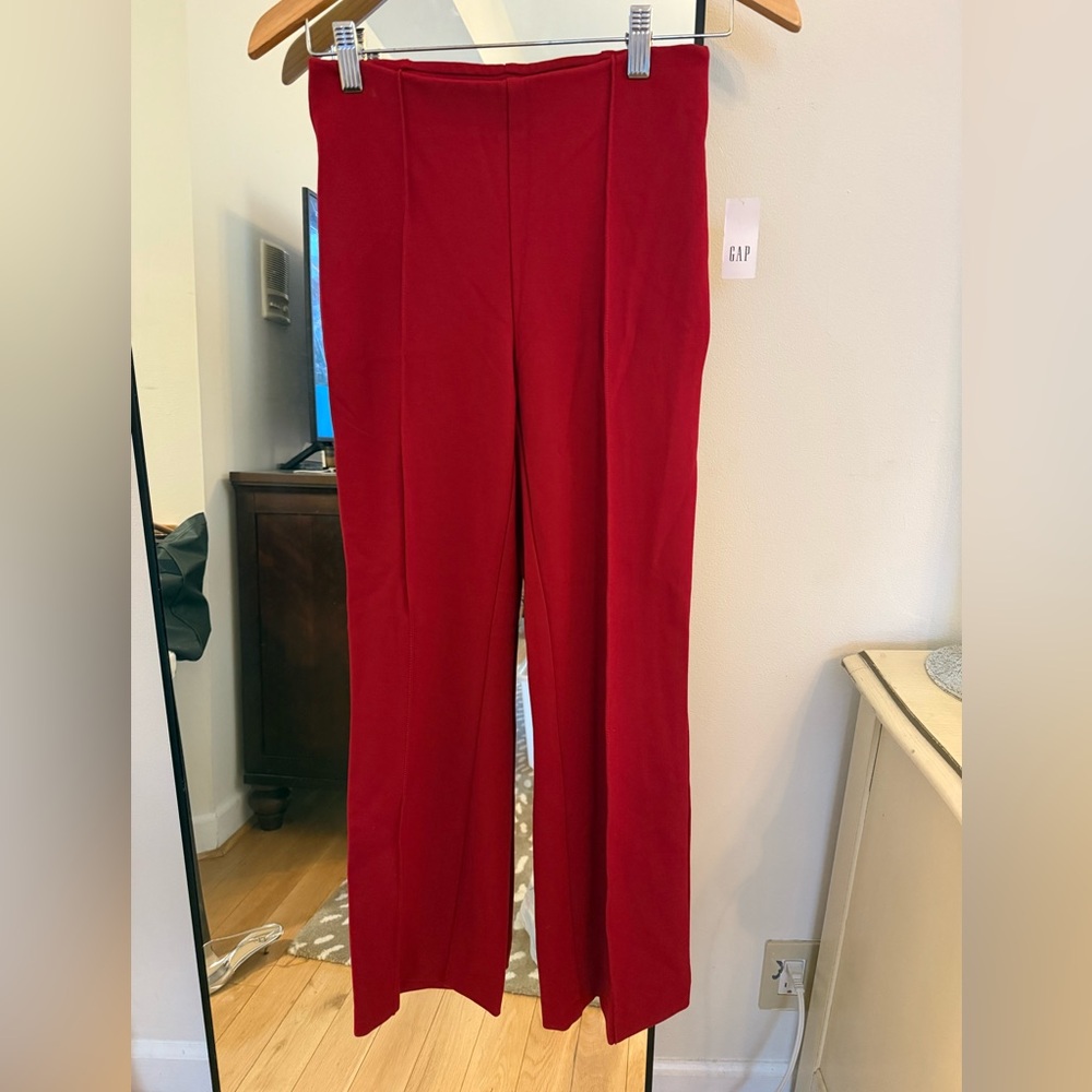 GAP Women's Vibrant Red Trousers